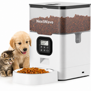 Hranitor Automat Digital Pisici si Caini NextWave®, Dispenser 4L, Rezervor Transparent, Mesaj Vocal Personalizat, 4 Mese/Zi, Control Portii, Hrana Uscata, Anti-Blocare, Protectie Antifurt, Bol Inox, Alimentare Dubla Retea/Baterii, Usor de Curatat, Alb